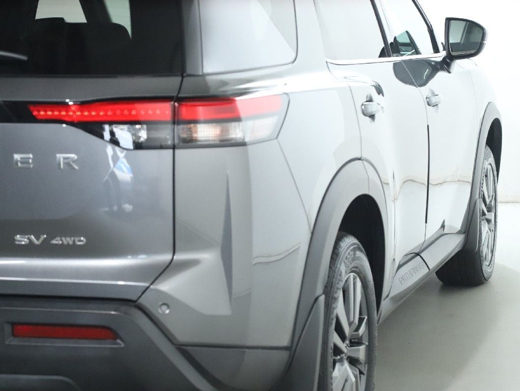 2024 Nissan Pathfinder SV 4WD