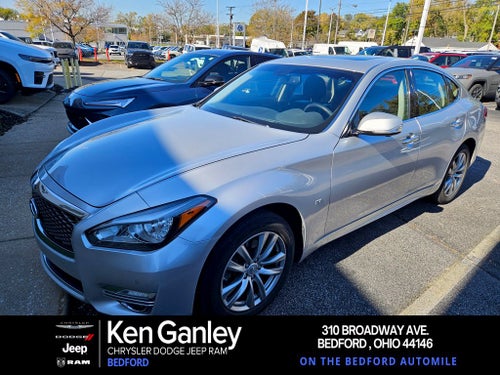 2018 INFINITI Q70 3.7X LUXE