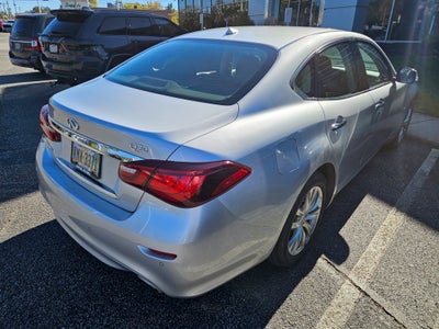 2018 INFINITI Q70 3.7X LUXE