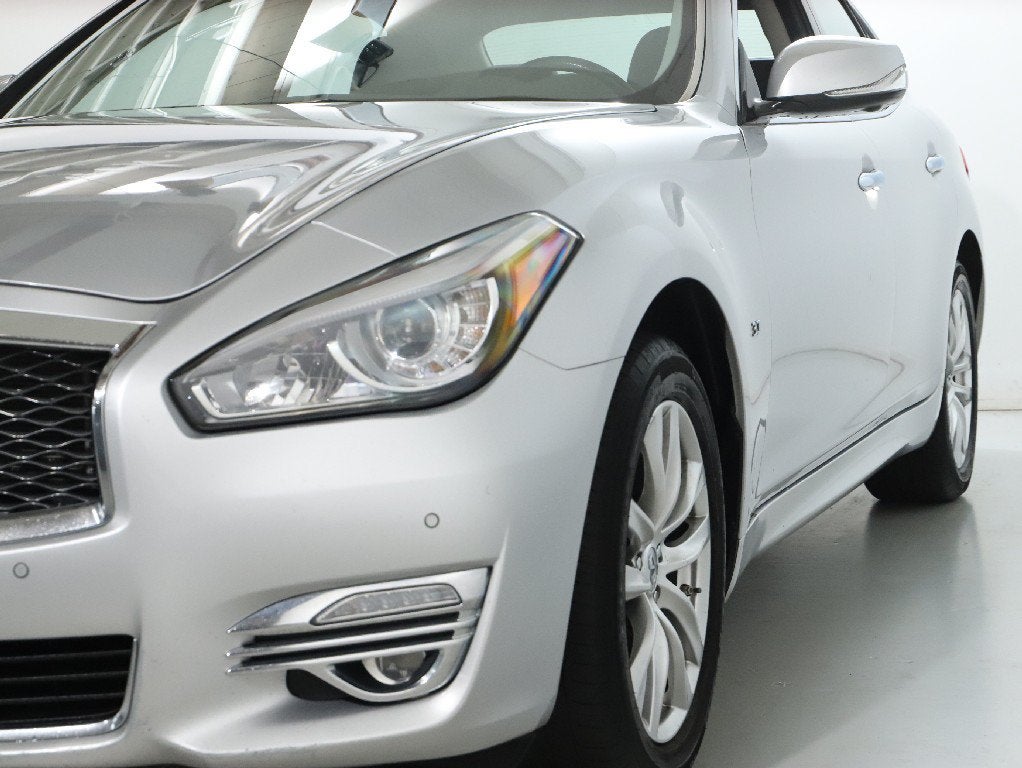 2018 INFINITI Q70 3.7X LUXE