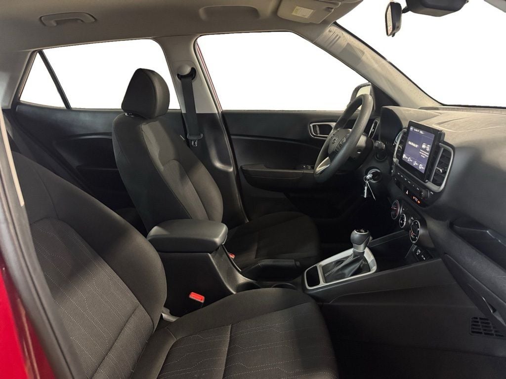 2023 Hyundai Venue SE