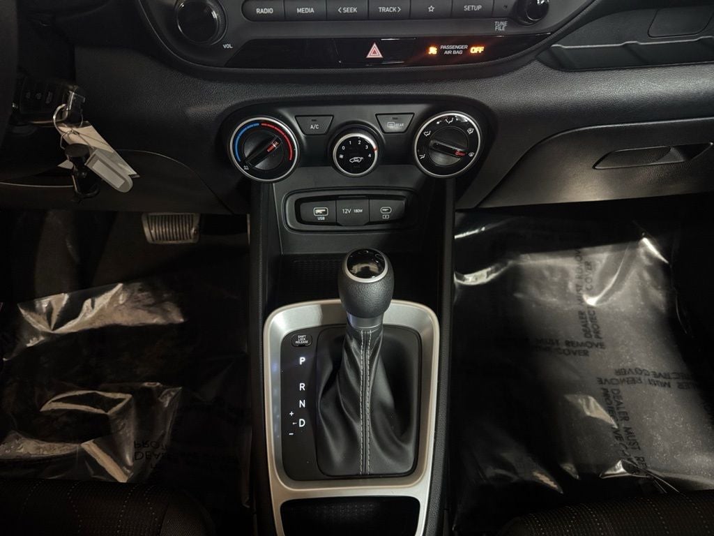 2023 Hyundai Venue SE