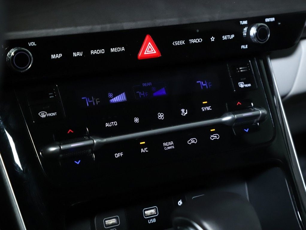 2024 Kia Carnival MPV EX