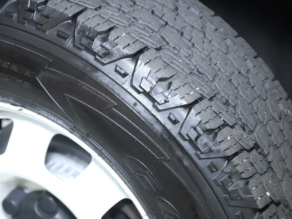 2022 Land Rover Defender 90 S