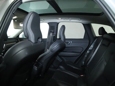 2023 Volvo XC60 B5 Ultimate Bright Theme