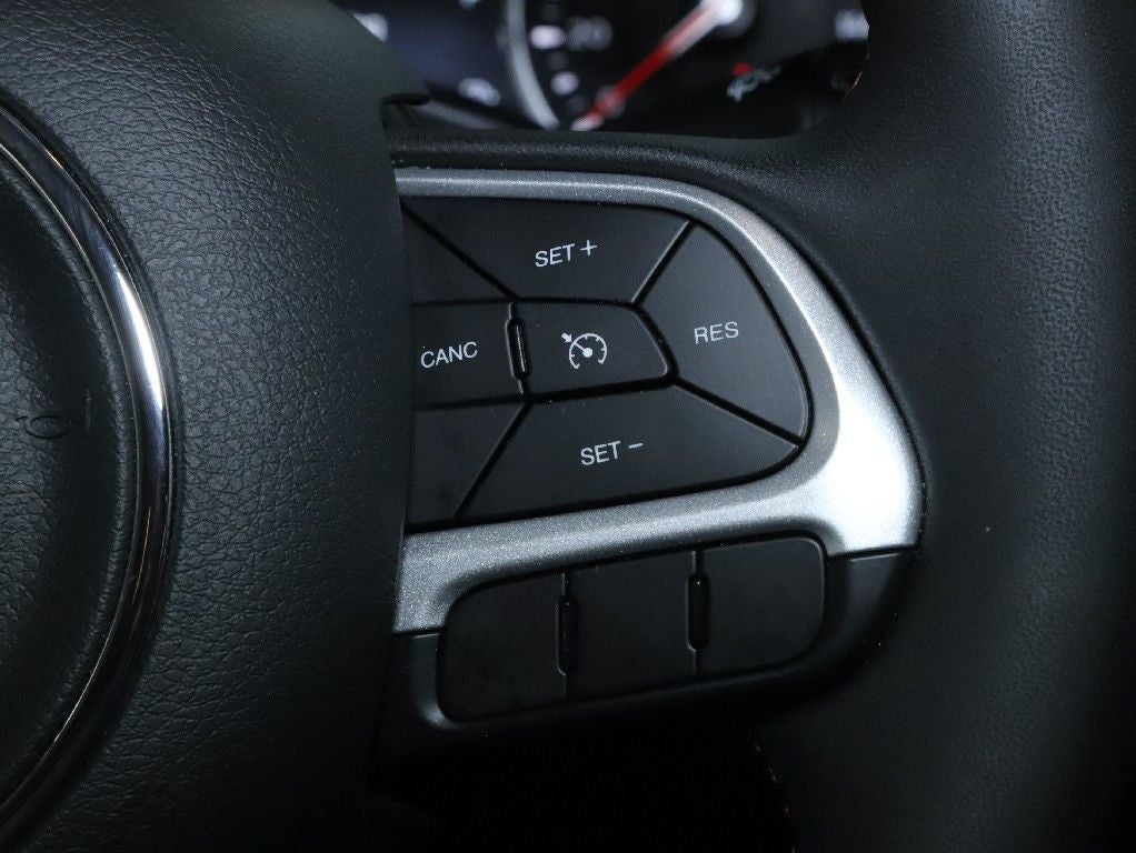 2023 Jeep Renegade (RED) Edition 4x4